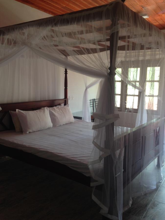 Jayanika Home Stay Tangalle Buitenkant foto