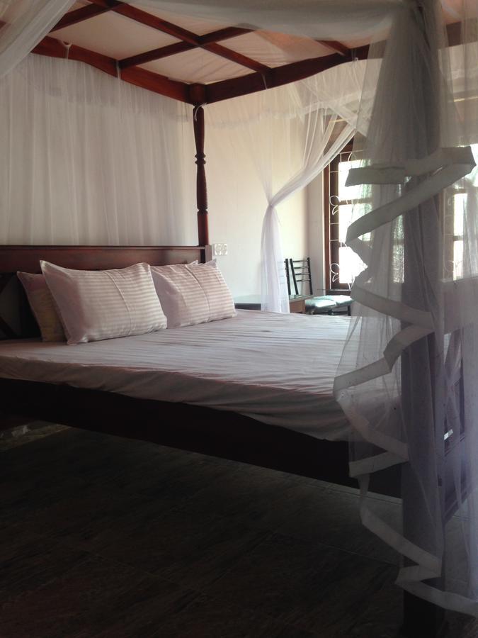 Jayanika Home Stay Tangalle Buitenkant foto