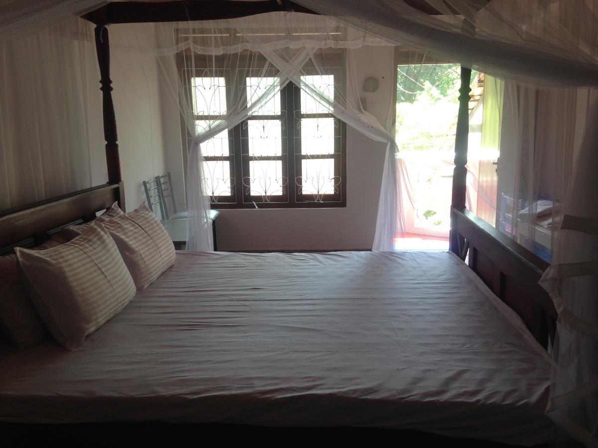 Jayanika Home Stay Tangalle Buitenkant foto